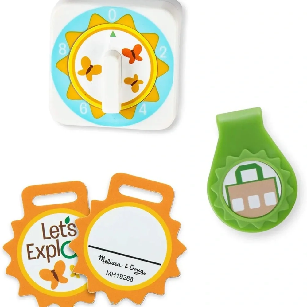 Melissa & Doug Let's Explore Scavenger Hunt Play Set New